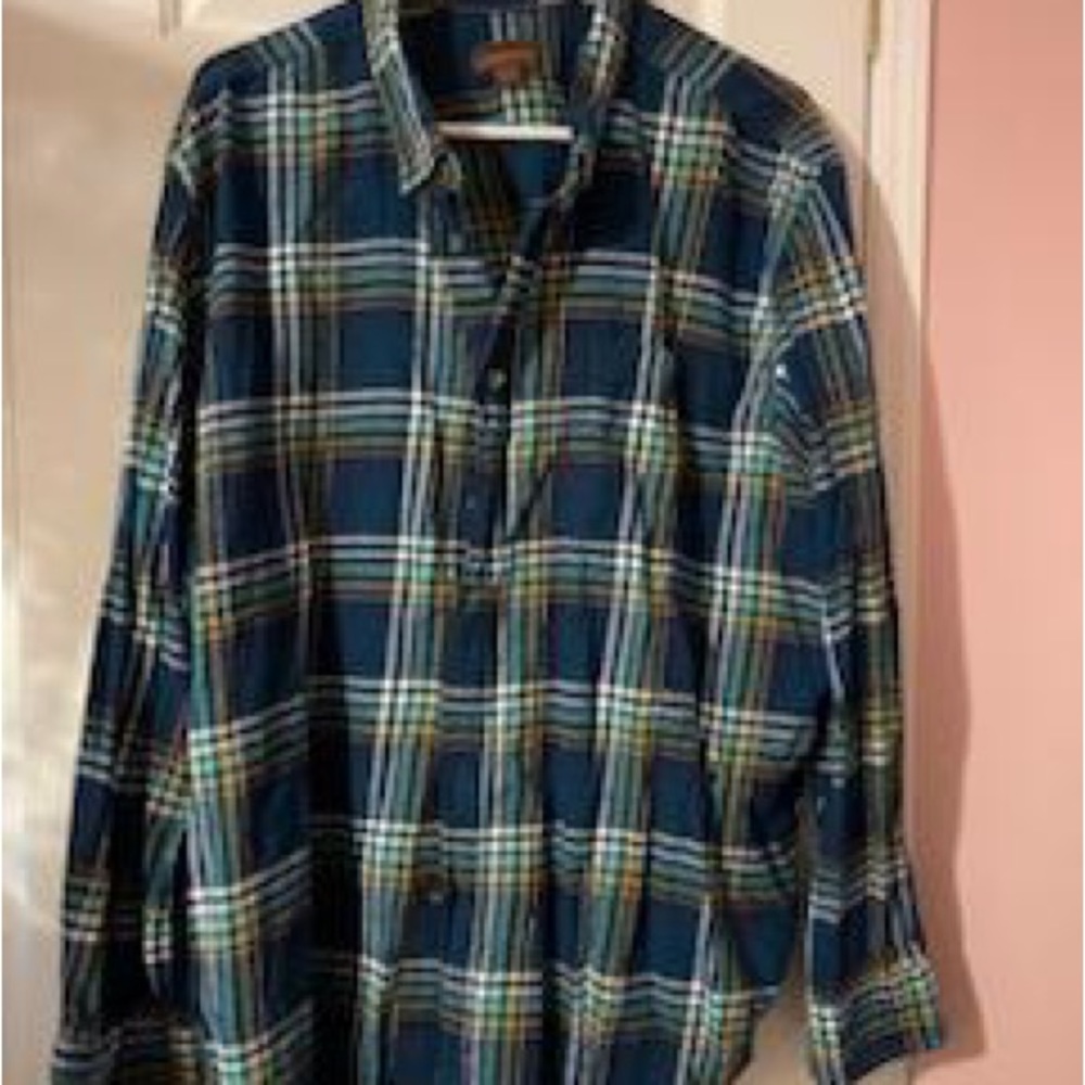 Men’s button down shirt Size 3xl.